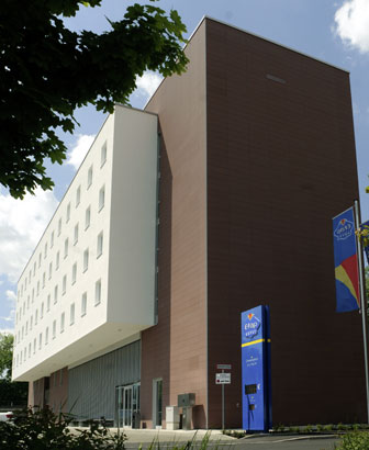 Das Ibis Budget Hotel (hier noch als Etap-Hotel) setzt auf innovative Gebäudetechnik. Foto: BWP