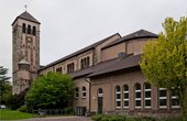 Katholische Kirche St. Josef (Foto: kaʁstn - wikipedia / CC BY-SA 3.0 DE)