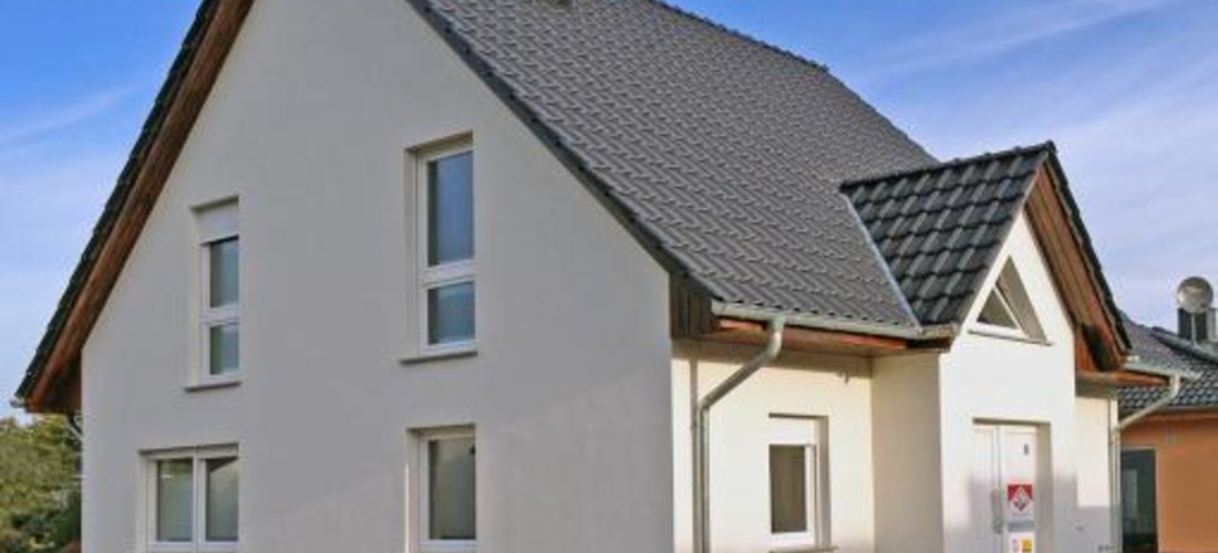 In Oranienburg wird ein Landhaus mit einer Wärmepumpe beheizt. Foto: Roth