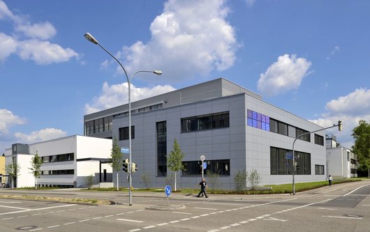 Im Juli 2013 wurde das neue Laborgebäude eingeweiht. Foto: Fraunhofer-Institut