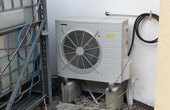 Hybridwärmepumpe mit Innen- und Außenteil spart Energiekosten Foto: Rotex 