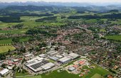 Luftaufnahme von Isny (Foto: BastianP – wikimedia / CC BY-SA 3.0)