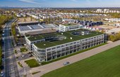 Der 25.000 m2 große Bürokomplex Hatrium in Unterhaching wird mit geothermischer Fernwärme mit klimafreundlicher Wärme versorgt. (Foto: Schwaiger Group)